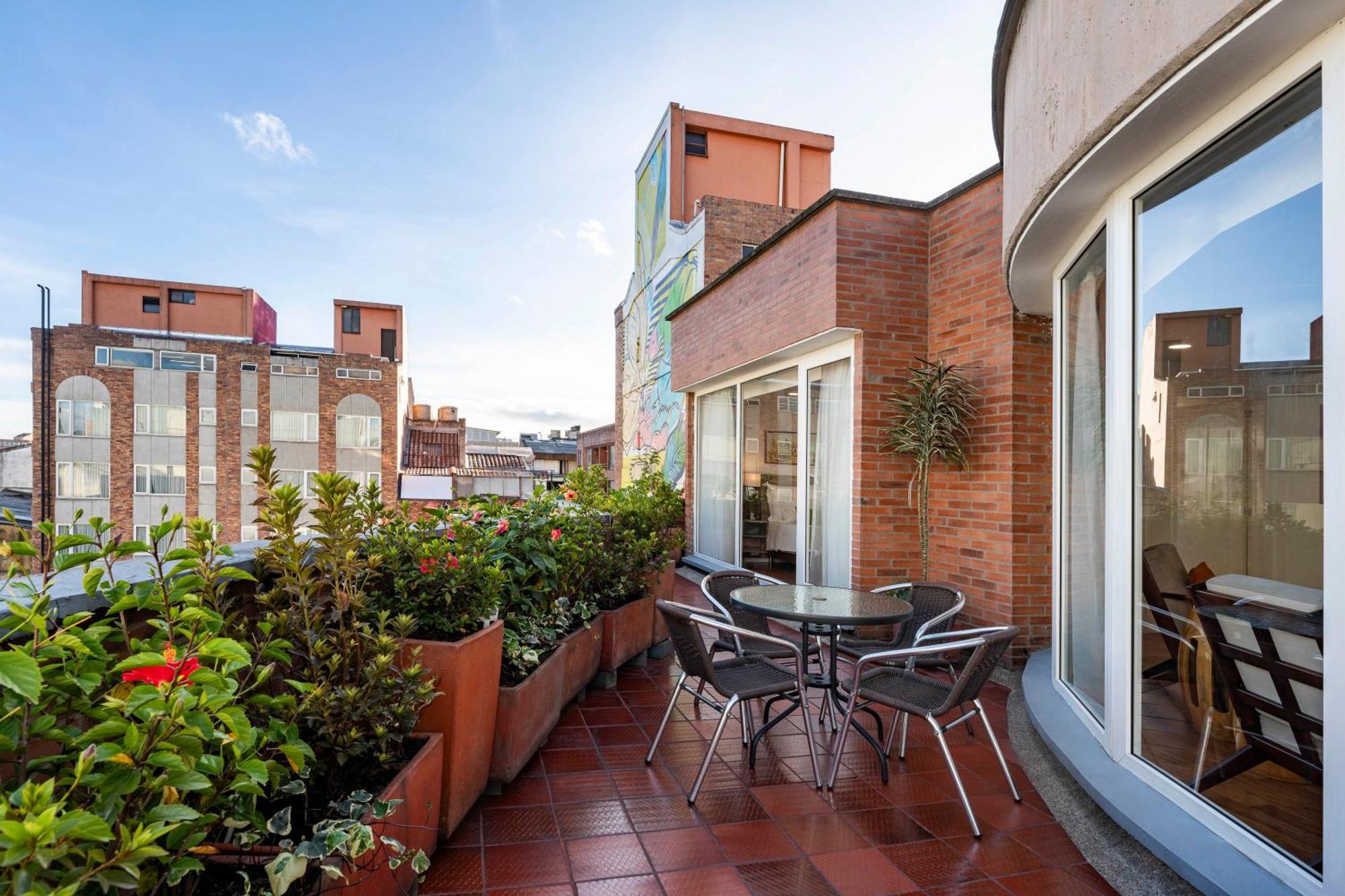 Suites By Vilar America Bogotá Exterior foto